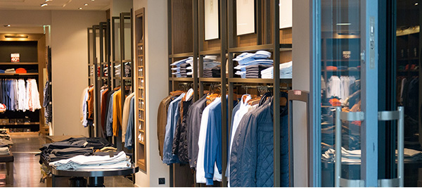 零售&服務業 零售&服務業